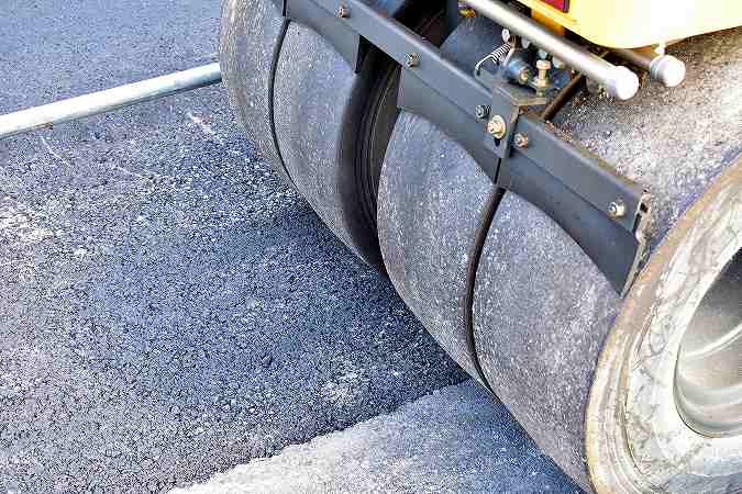経験・国籍不問！道路工事の現場スタッフを求人中！