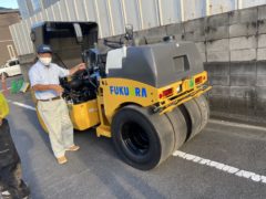 久しぶりの新車ローラ